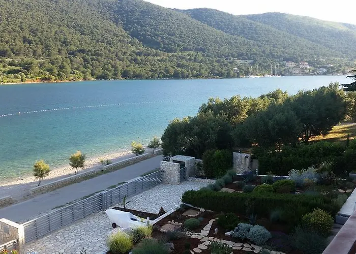 דירה Grebaville Grebaštica