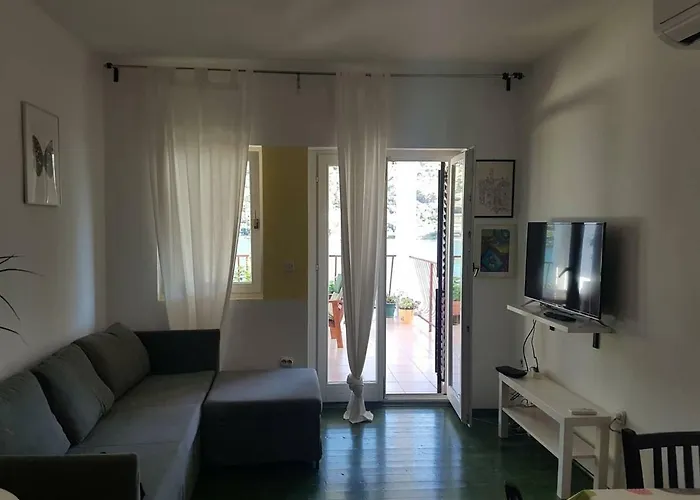 Grebaville דירה *